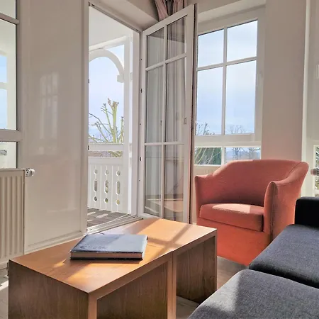 Apartment 622, Seepark